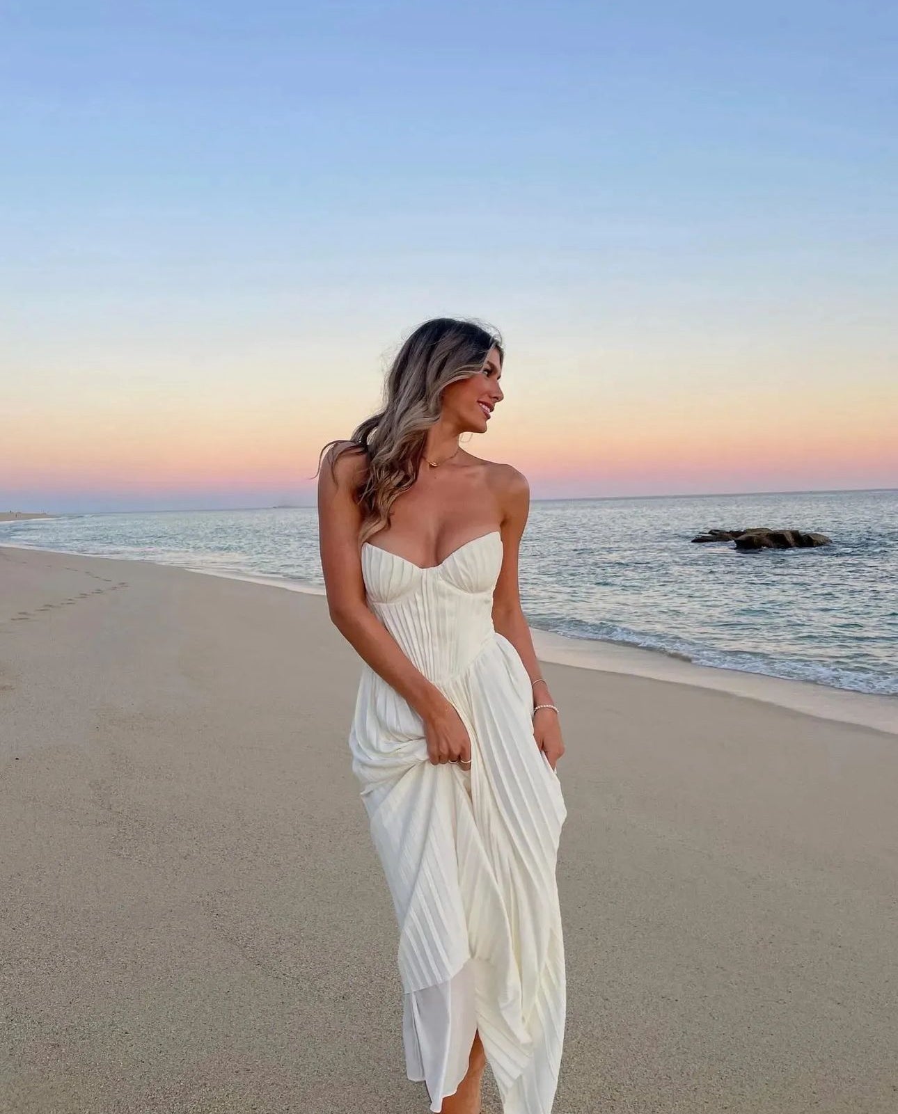 Adel - blaues Maxikleid