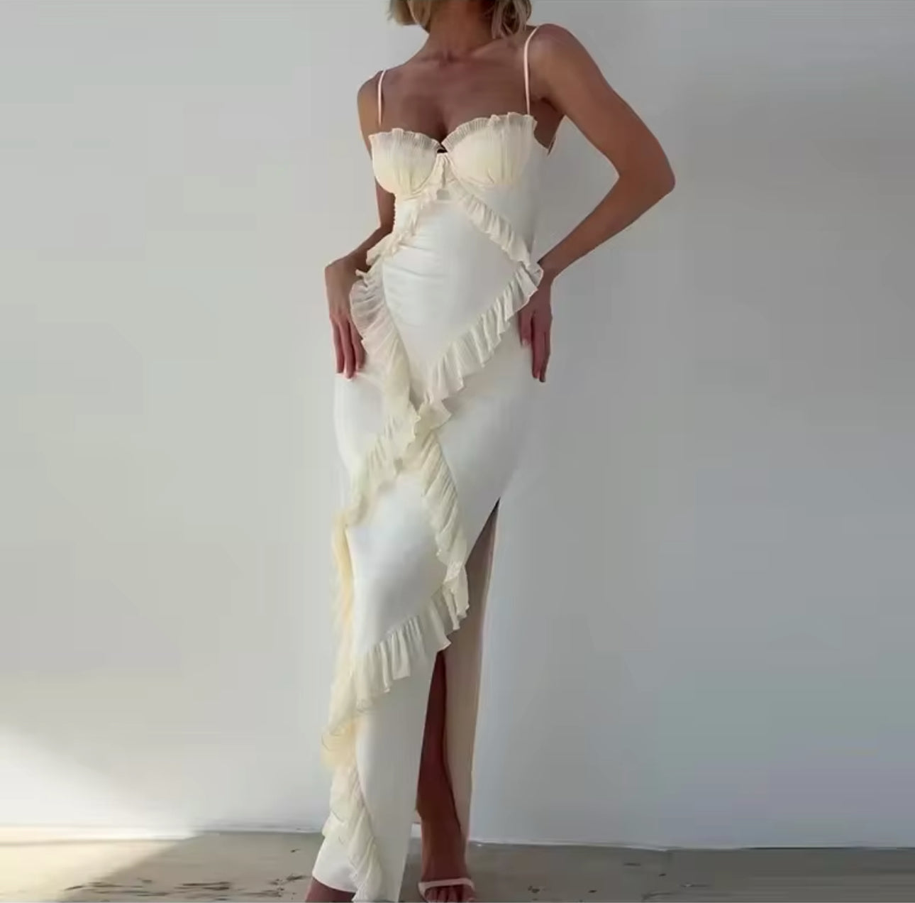 Kristy White - Midkleid Muschel