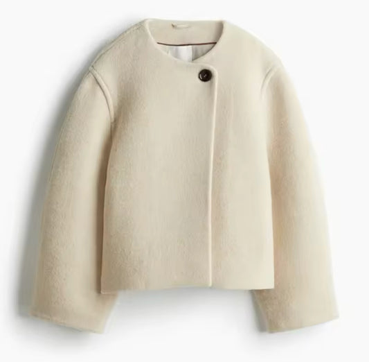 Jacke mit einem Knopf / one Button